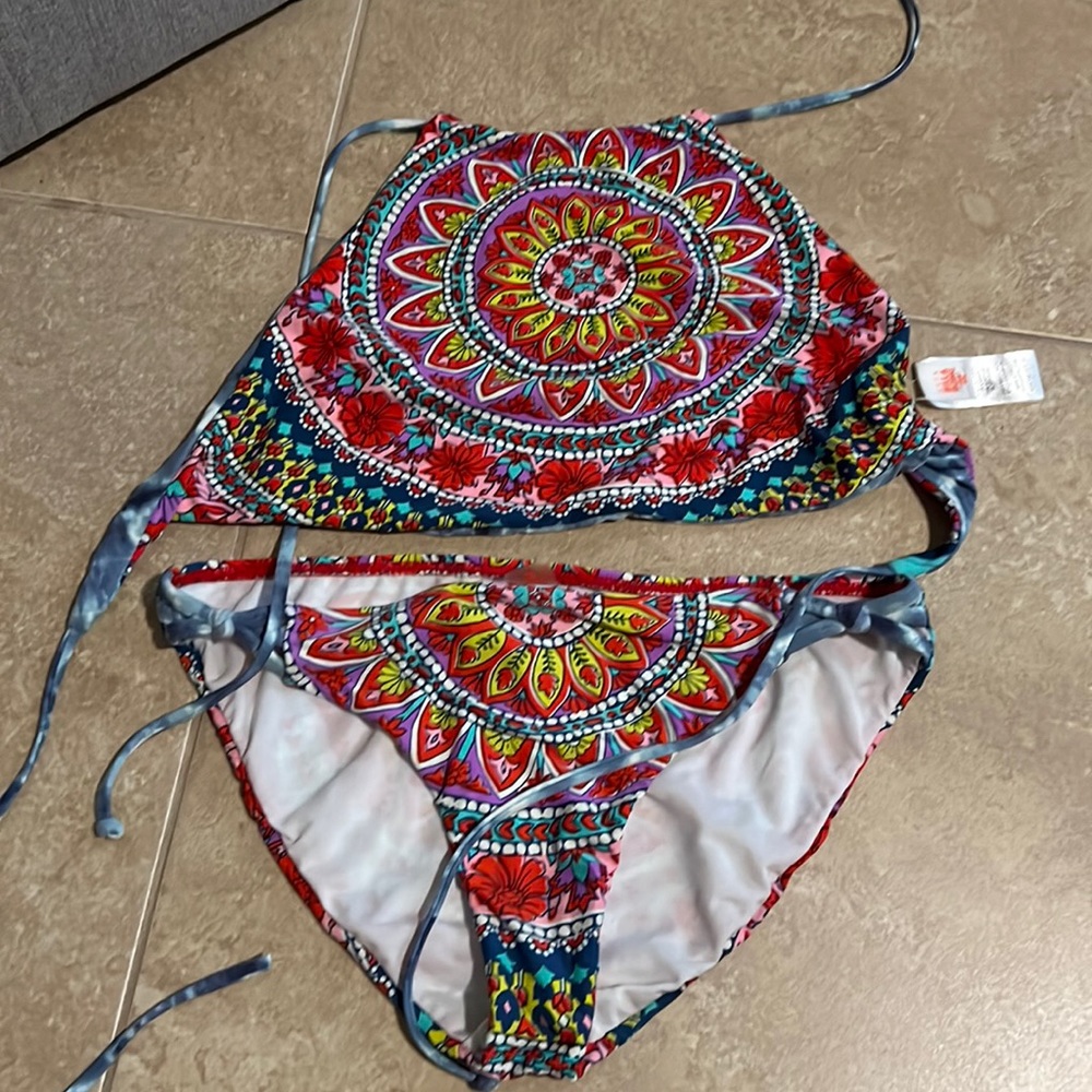 Billabong swim set reversible top